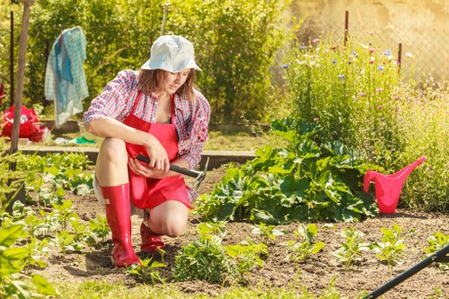 Accessible web content for Gardeners Castelnau with screen-reader support